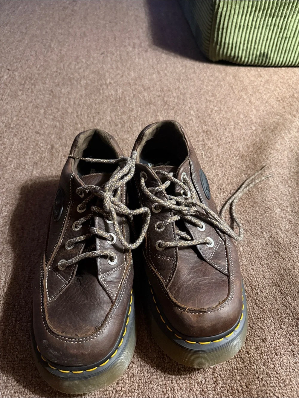 Dr. Martens buzz 5-eye grizzly brown